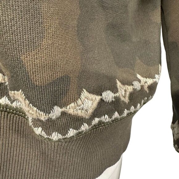 Driftwood Teddy Embroidered Camo Pullover Sweatshirt Womens Size M Medium - Picture 11 of 14